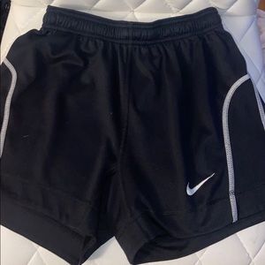 women nike shorts
